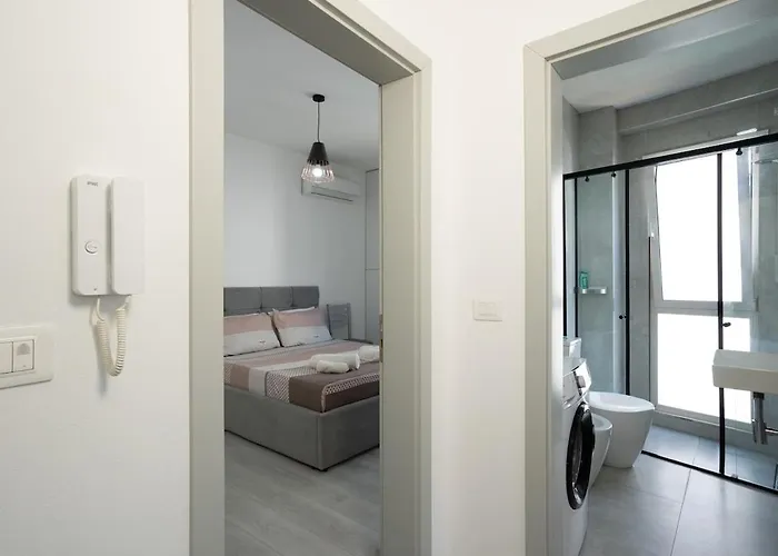 Elegant & Cozy 1-bdr Hideaway Tirana