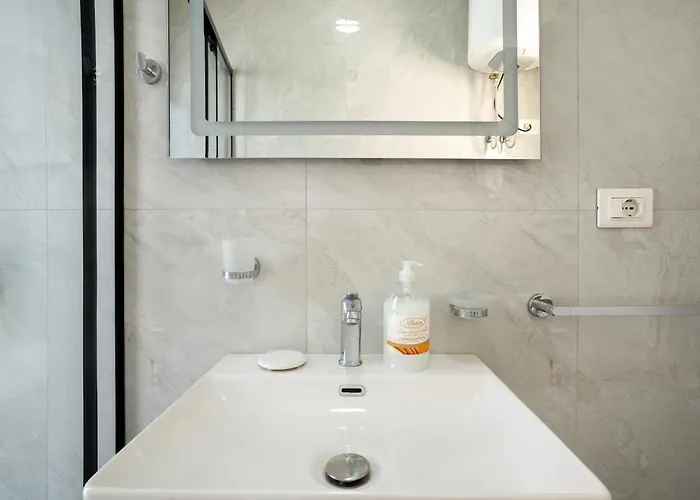 Apartment Elegant & Cozy 1-bdr Hideaway *