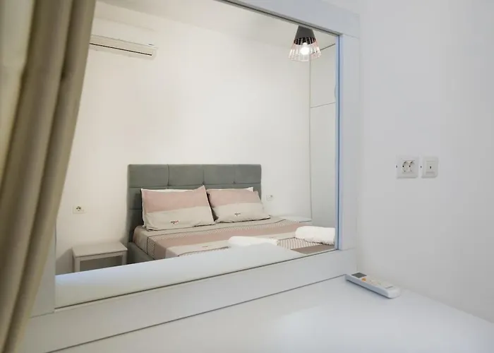 Apartment Elegant & Cozy 1-bdr Hideaway Tirana