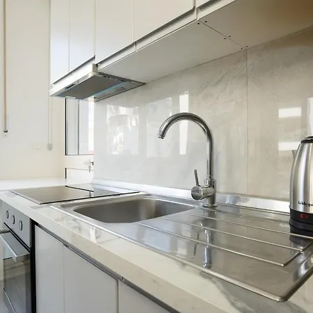 Elegant & Cozy 1-bdr Hideaway * Tirana