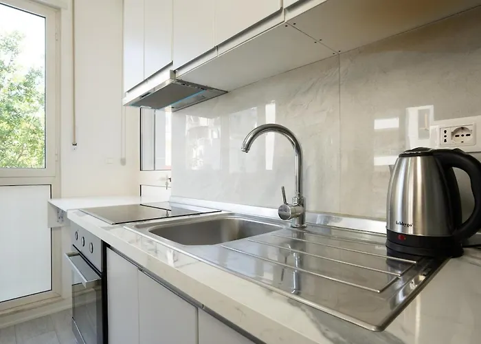 Elegant & Cozy 1-bdr Hideaway * ティラナ